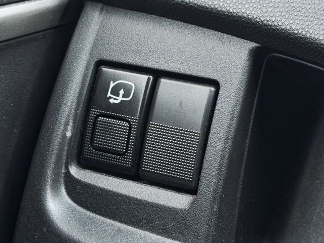 Mazda Mazda5  第16張相片