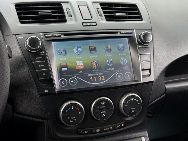 Mazda Mazda5  第13張相片