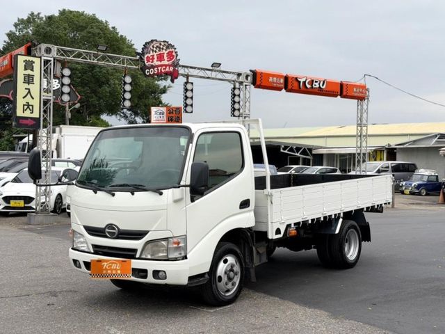 Hino 300  第5張相片