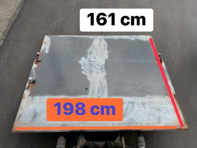 Hino 300  第9張相片