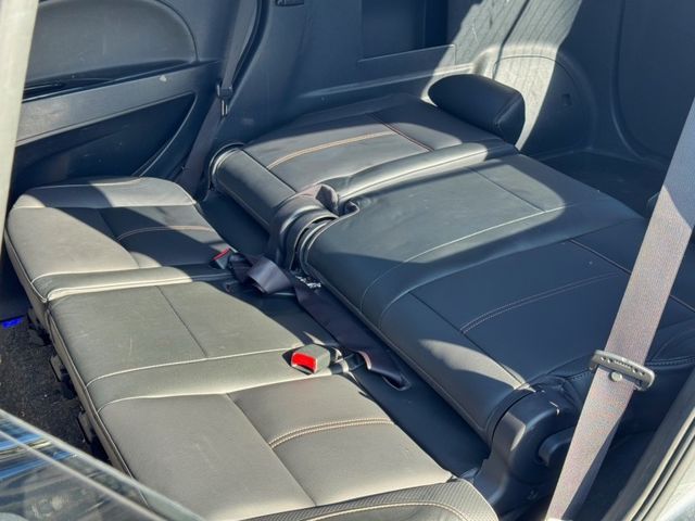 Mitsubishi Zinger  第11張相片