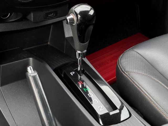 Mitsubishi Zinger  第17張相片