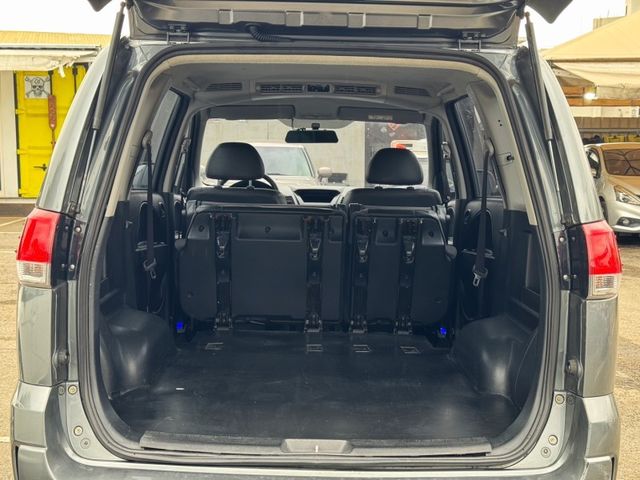 Mitsubishi Zinger  第37張相片