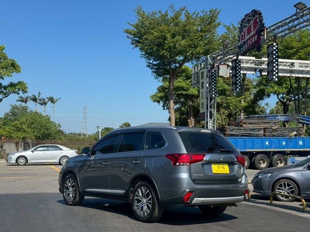 Mitsubishi Outlander  第5張相片