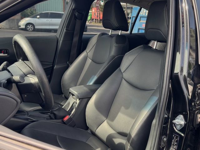 Toyota ALTIS  第11張相片