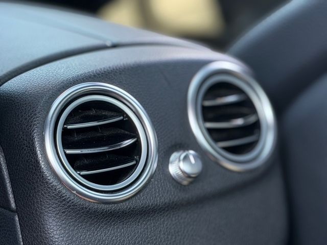 Mercedes-Benz/賓士 C250  第14張相片