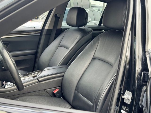 BMW/ 寶馬 528i  第2張相片