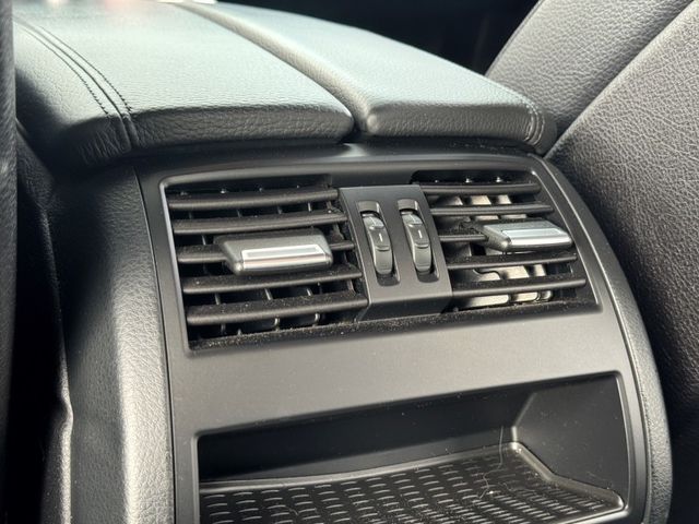 BMW/ 寶馬 528i  第13張相片