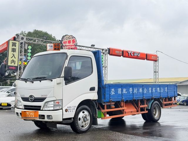 Hino 300  第4張相片