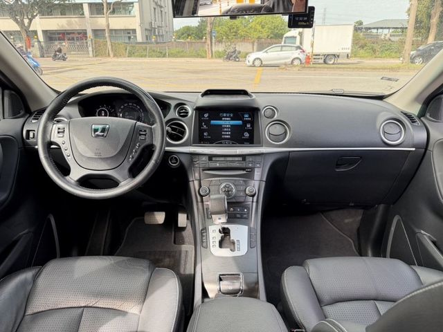 Luxgen U7 Turbo  第7張相片