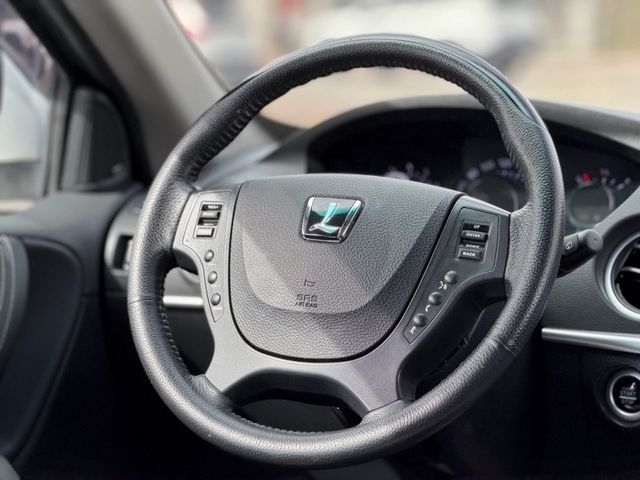 Luxgen U7 Turbo  第8張相片