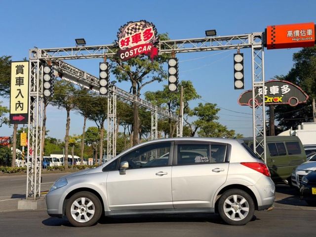 Nissan Tiida  第5張相片