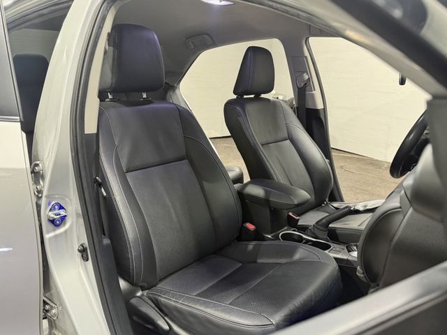 Toyota ALTIS  第13張相片