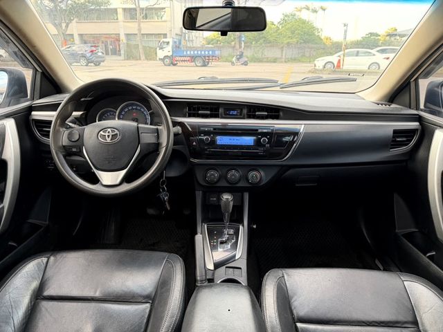 Toyota ALTIS  第7張相片