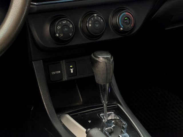 Toyota ALTIS  第9張相片