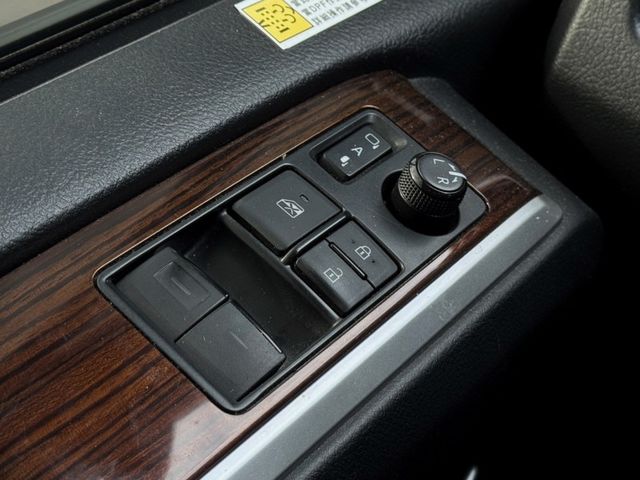 Toyota Granvia  第19張相片