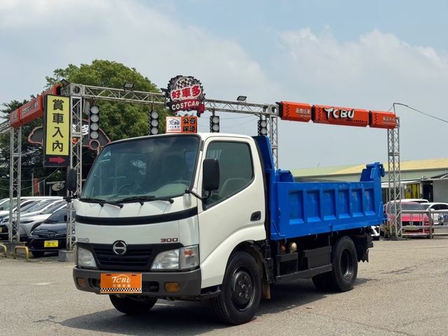 Hino 300  第4張相片