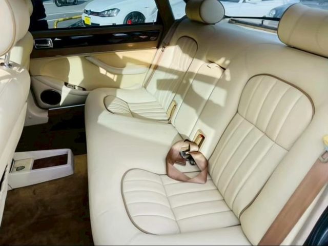 Jaguar XJ6  第3張相片