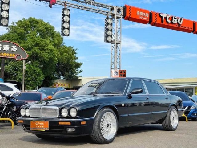Jaguar XJ6  第4張相片