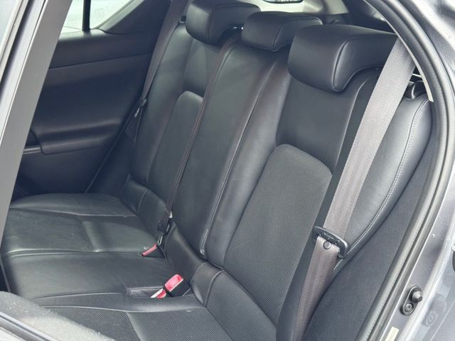 Lexus CT200H  第14張相片