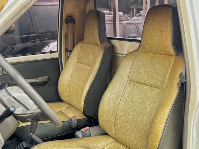 Mitsubishi Freeca  第1張相片