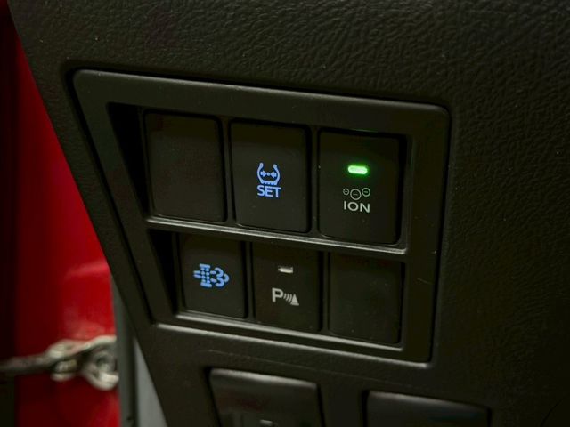 Toyota Hilux  第7張相片