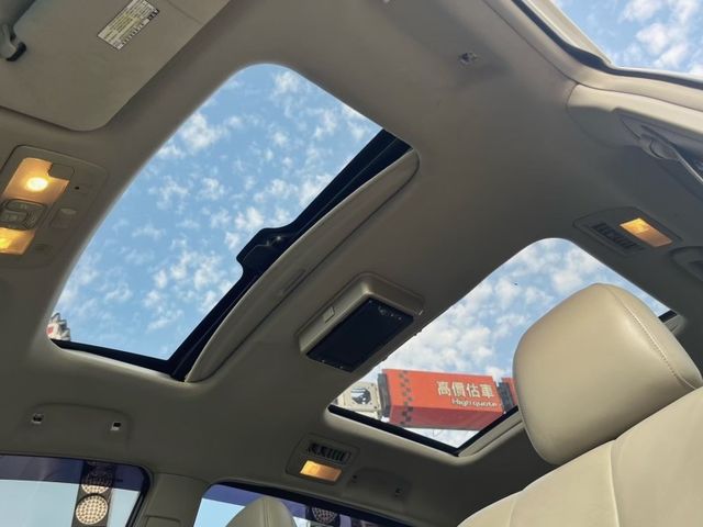 Toyota Previa  第20張相片