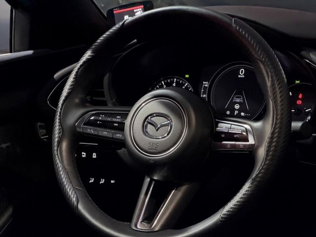 Mazda Mazda3  第14張相片