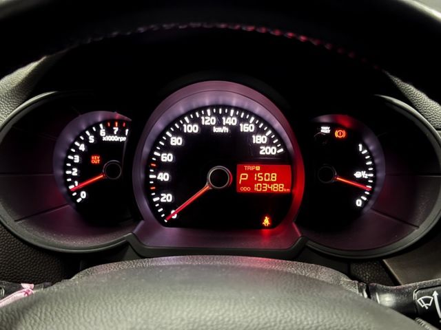 Kia Morning  第10張相片