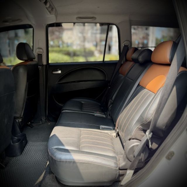 旗艦版 液晶螢幕 盲點 行李架 17吋鋁圈  第6張相片