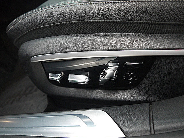 BMW/ 寶馬 740Li  第18張相片
