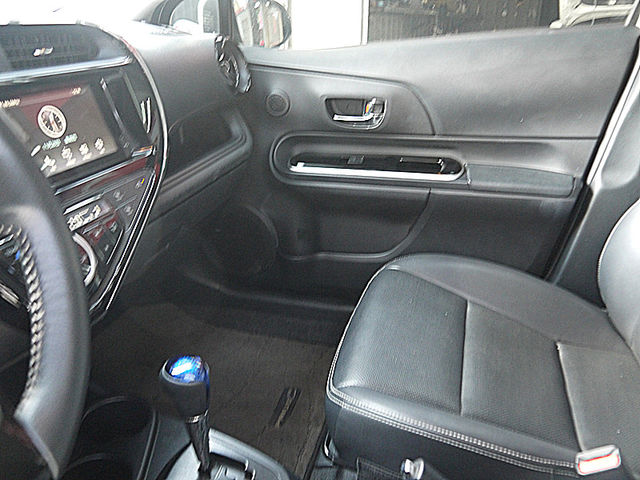 Toyota Prius  第23張相片