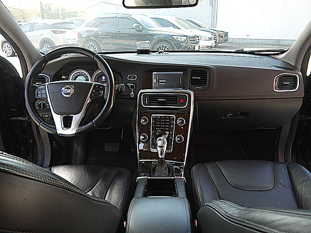 Volvo S60  第15張相片
