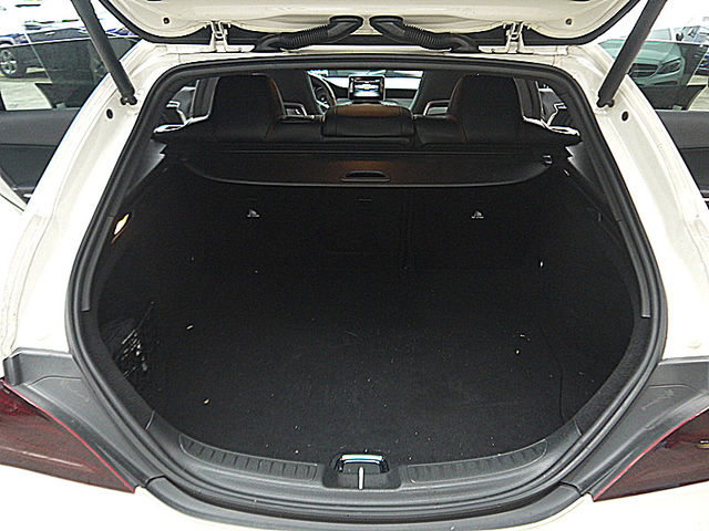 Mercedes-Benz/賓士 CLA250  第10張相片