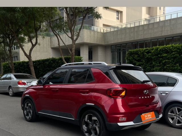 Hyundai Venue  第5張相片