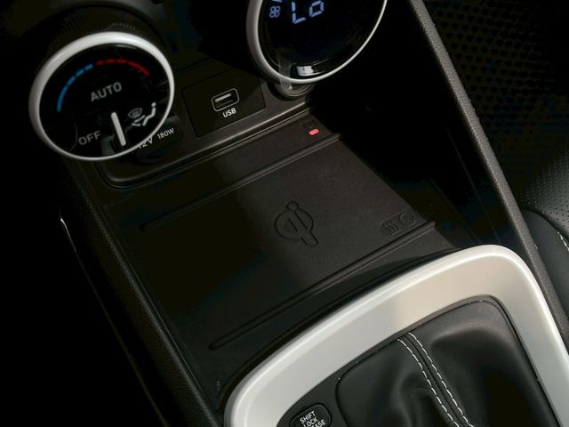 Hyundai Venue  第8張相片