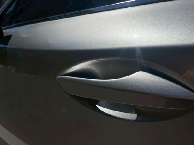 Lexus NX  第2張相片