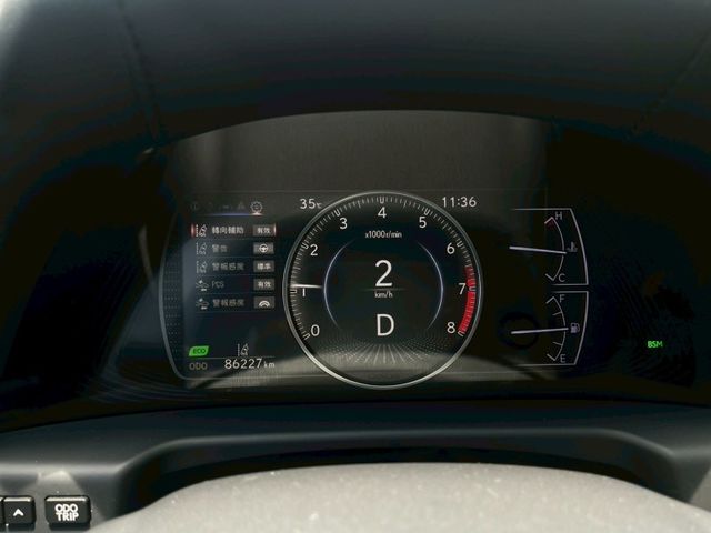 Lexus ES  第5張相片