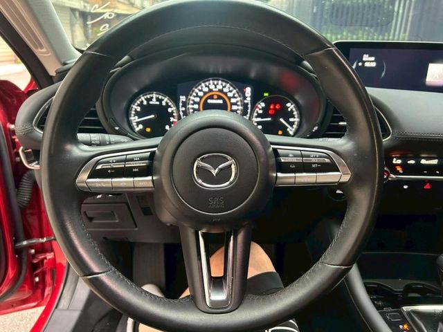 Mazda Mazda3  第6張相片