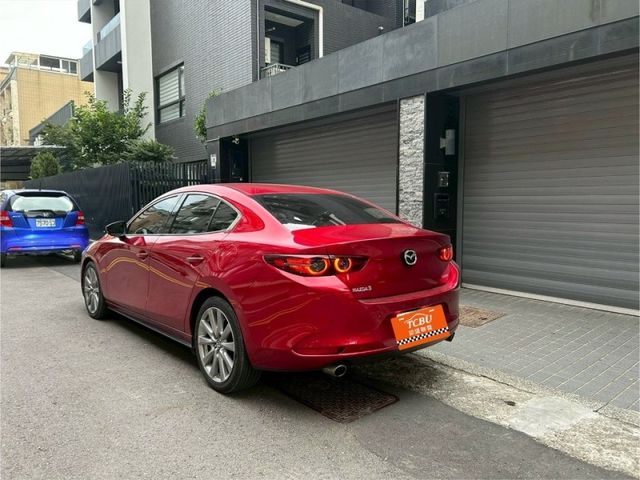 Mazda Mazda3  第7張相片