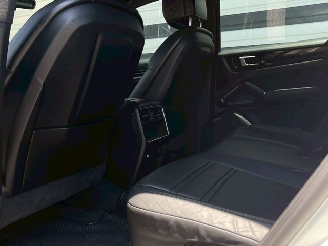 Porsche保時捷 Cayenne   第6張相片