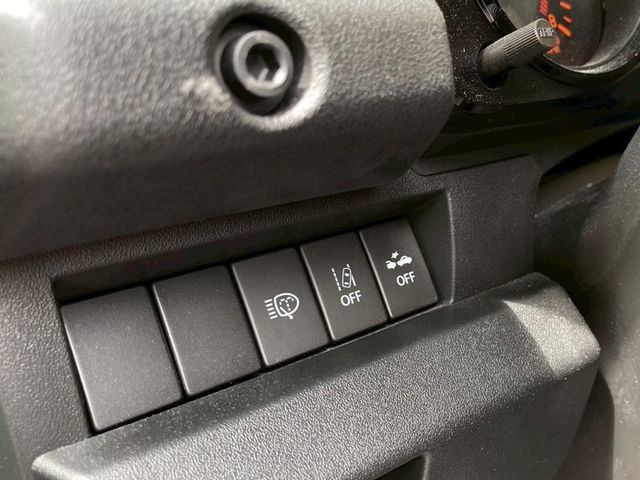 Suzuki Jimny  第4張相片