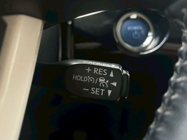 Toyota Prius  第7張相片