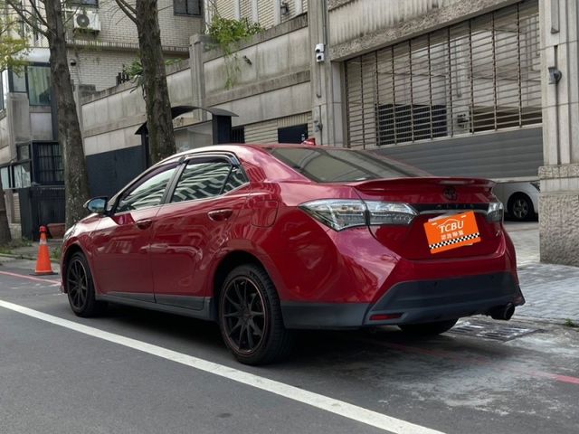 Toyota ALTIS  第2張相片