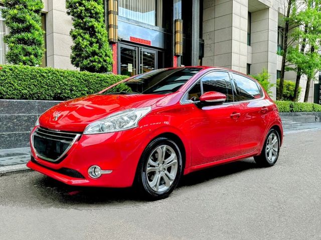 PEUGEOT寶獅 208  第1張相片