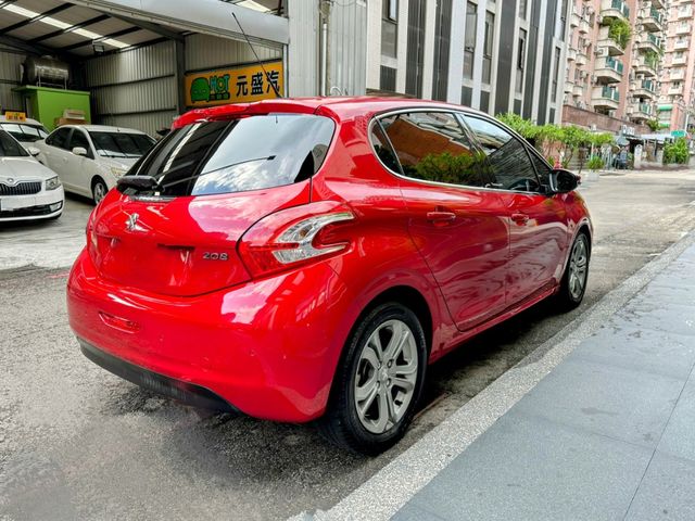 PEUGEOT寶獅 208  第2張相片