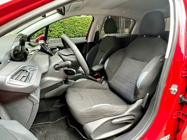 PEUGEOT寶獅 208  第12張相片