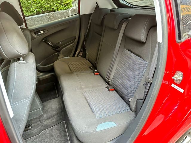 PEUGEOT寶獅 208  第14張相片