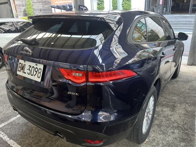 JAGUAR捷豹 F-PACE  第2張相片