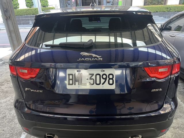 JAGUAR捷豹 F-PACE  第4張相片